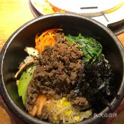 吃瓜黑茶烤肉拌饭,吃瓜黑茶烤肉拌饭，美味与健康的完美融合