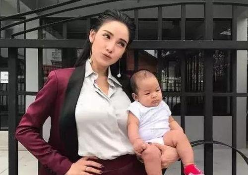 明星网红奶奶图片,跨越年龄的时尚魅力