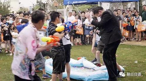 热心朝阳群众吃瓜热门事件,吃瓜群众揭秘热门事件背后的真相
