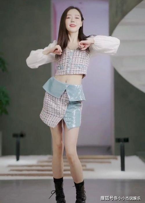 女明星网红身材,女明星们的健身秘诀与时尚穿搭