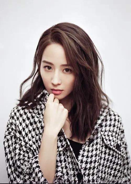 明星网红美女名字,网红美女齐聚，揭秘明星名字背后的魅力