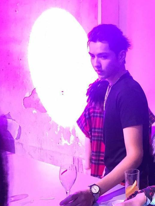 明星网红崩盘原因,揭秘明星网红崩盘背后的惊人真相