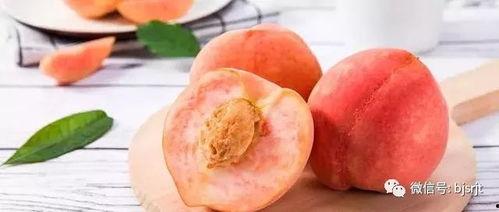 今日吃瓜一枝荔枝,吃出夏日清凉与甜蜜