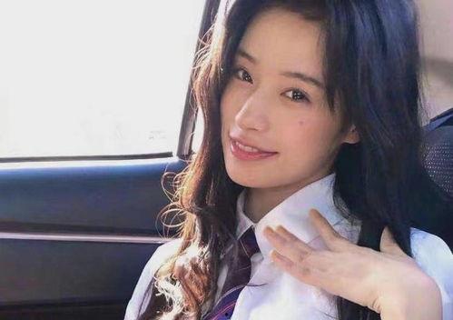 无刘海明星网红,展现自信魅力的时尚新风向