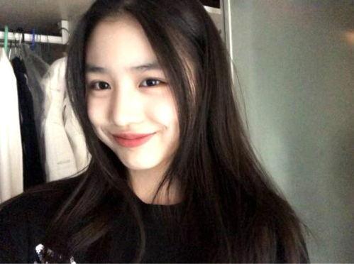 锅庄舞明星网红,舞动民族风潮的璀璨之星